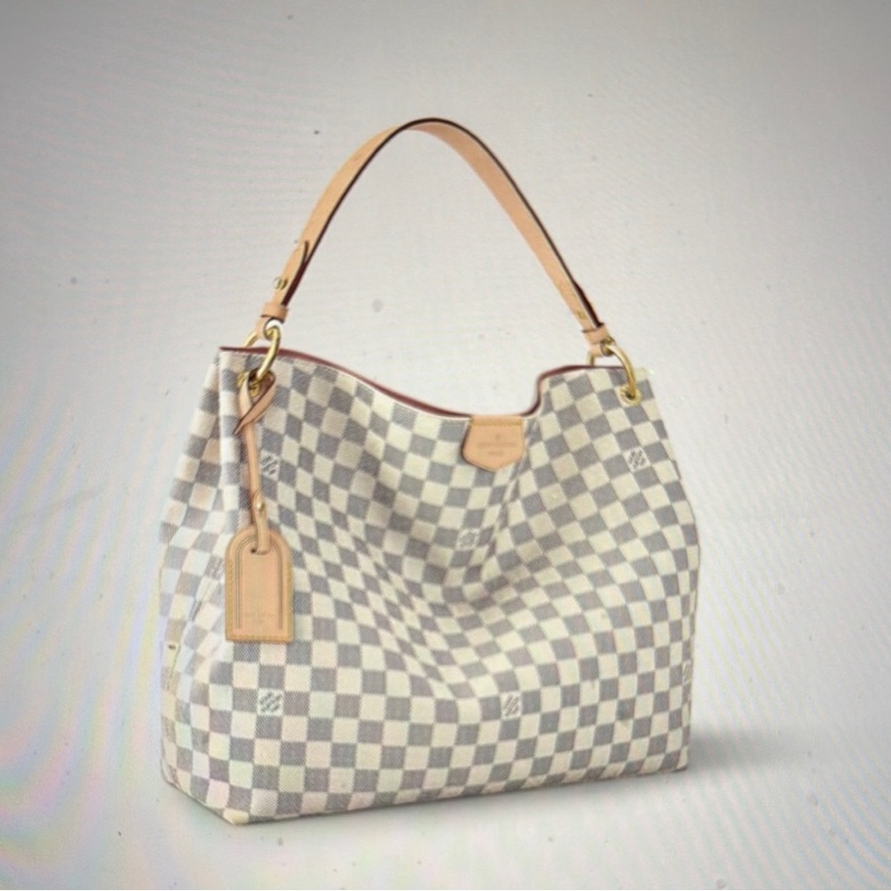 Pre Loved Authentic Louis Vuitton Bag ** name badge tag not included **
